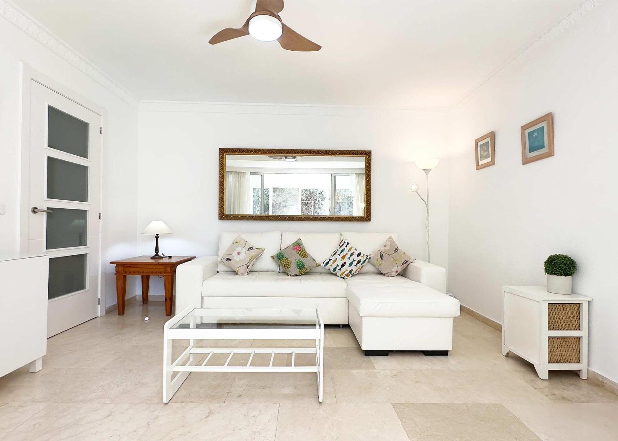 1 Bedroom Apartment Second Line Beach- Parque Marbella Building Kültér fotó